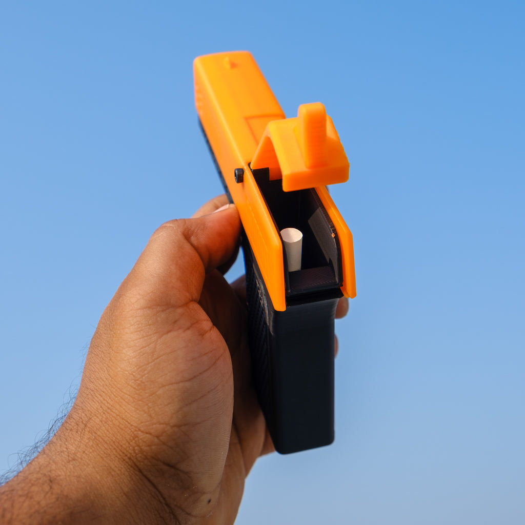 Gun-Shaped Cigarette  Holder with Built-In Jet Lighter | 8-Cigarette